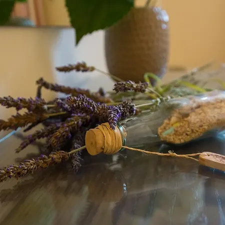 Korallis Karavádhos