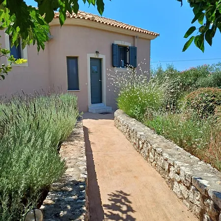 Korallis Apartament Karavádhos