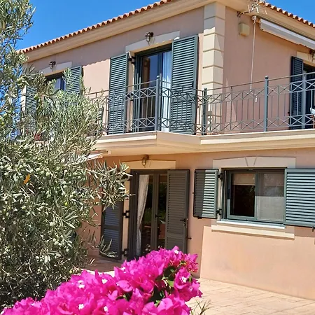 Korallis Karavádhos