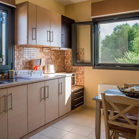 Apartament Korallis Karavádhos